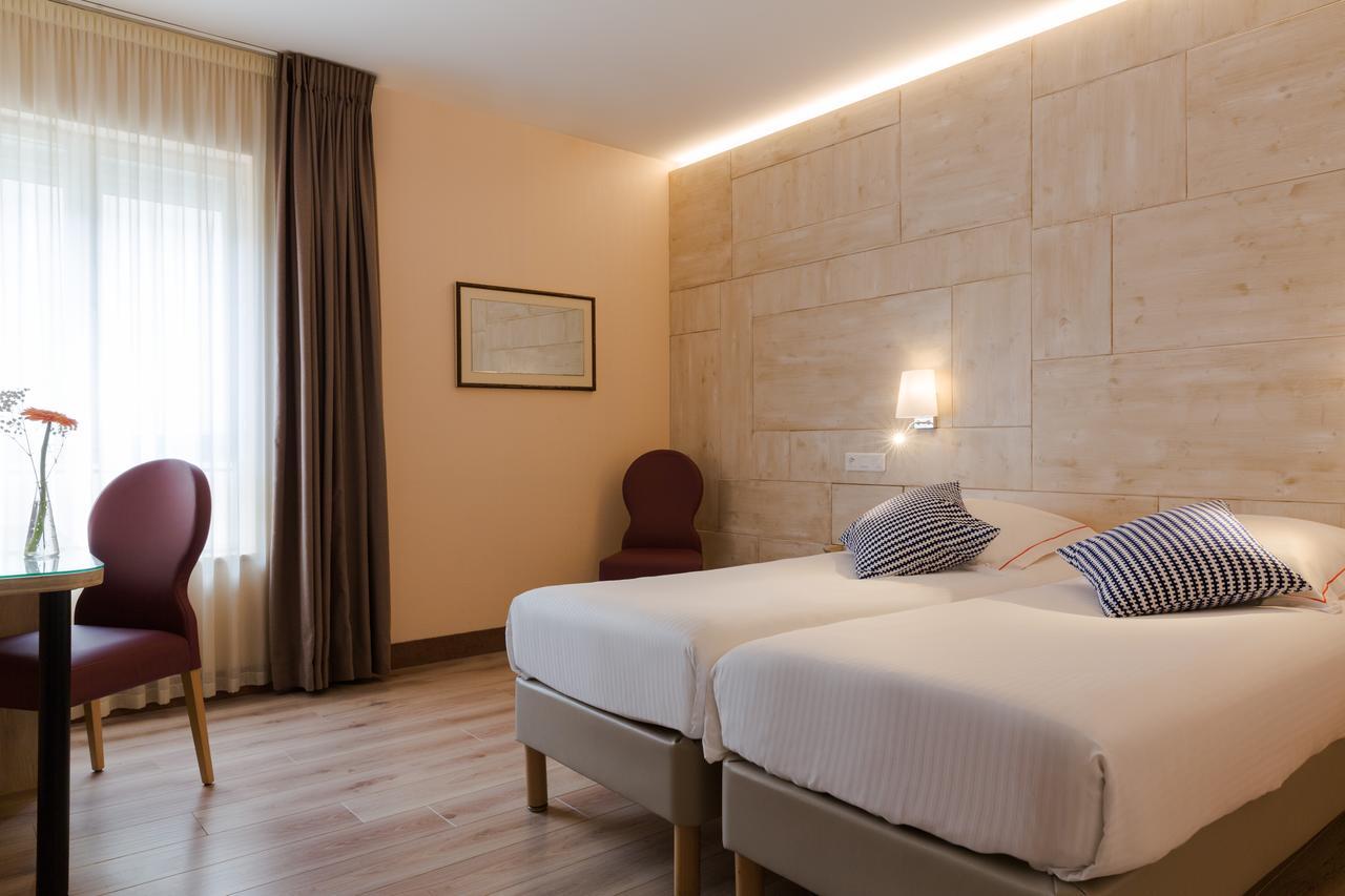 The Originals Boutique, Hotel Alize, Эвиан-ле-Бен Экстерьер фото